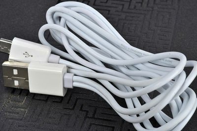 Patinda 2 Uçlu Lightning-Micro Usb Kablo 1M