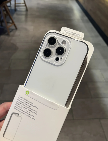iPhone Orjinal Görüntü Mat Bobo Kapak