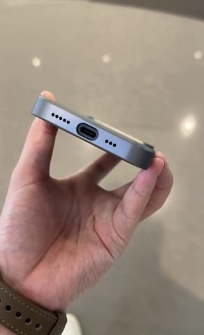 iPhone Metal Andromeda Korumalı Telefon Kılıfı
