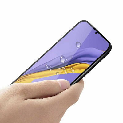 Galaxy A25 Patinda Kenarları Kırılmaya Dayanıklı Cam Ekran Koruyucu