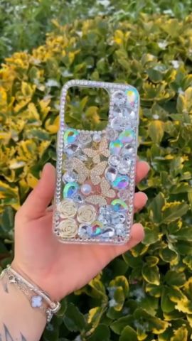 Apple iPhone 15 Pro Taşlı Butterfly Mufi Telefon Kılıfı