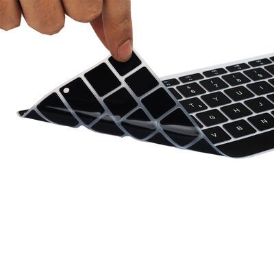 Apple Macbook 15.4' Pro Retina Patinda Klavye Koruyucu Silikon Ped