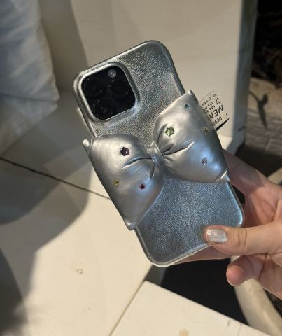 iPhone Galler Seri Bow Silikon Kılıf