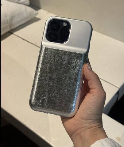 iPhone Galler Seri Ruby Silikon Kılıf