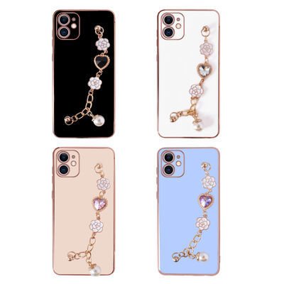 Apple iPhone 11 Kılıf El Tutamaçlı Kamera Korumalı Patinda Taka Silikon Kapak