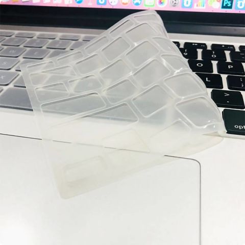 Apple Macbook 16' Touch Bar A2141 Patinda Klavye Koruyucu Transparan Buzlu Silikon Ped