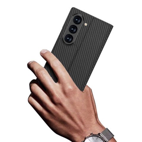 Galaxy Z Fold 6 Kılıf Karbon Fiber Tasarımlı Magnetik Tokalı Kartlıklı Patinda Kıpta Zegna Kapak