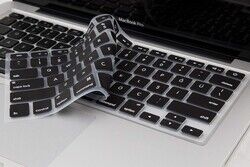 Apple Macbook Pro 16.2 2023 A2780 Patinda Klavye Koruyucu Silikon Ped
